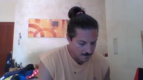 Snapshot of matteushh87 chatting on 9, 7, 2026 matteushh87 online show from 9, 7, 2026