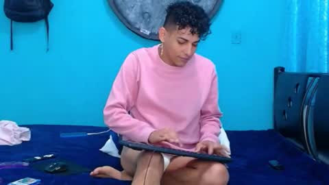 Snapshot of matthew_hawk19 chatting on 11, 2, 2025 matthew_hawk19 online show from 11, 2, 2025