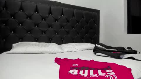 Matthew online show from 1, 12, 2025