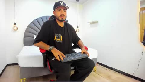 Matthew online show from 7, 2, 2026