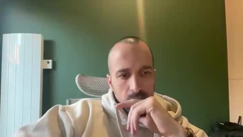 Snapshot of matthias24 chatting on 30, 11, 2025 M online show from 30, 11, 2025