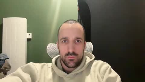 Snapshot of matthias24 chatting on 8, 1, 2026 M online show from 8, 1, 2026