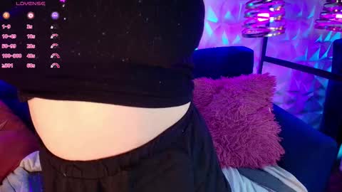 Snapshot of matti_sofia chatting on 24, 9, 2025 TATIANA AND ROUS online show from 24, 9, 2025