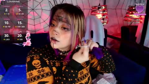 Snapshot of matti_sofia chatting on 11, 10, 2025 TATIANA AND ROUS online show from 11, 10, 2025