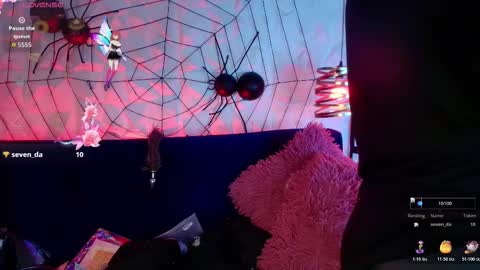 Snapshot of matti_sofia chatting on 17, 11, 2025 TATIANA AND ROUS online show from 17, 11, 2025