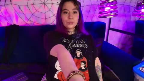 Snapshot of matti_sofia chatting on 22, 12, 2025 TATIANA AND ROUS online show from 22, 12, 2025