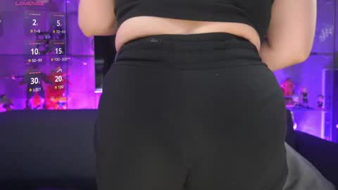 Snapshot of matti_sofia chatting on 10, 4, 2026 TATIANA AND ROUS online show from 10, 4, 2026