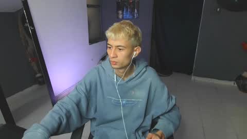 mattias     online show from 25, 2, 2025