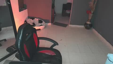 mattias     online show from 10, 3, 2025