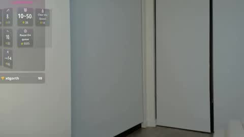 Snapshot of mattisux chatting on 9, 10, 2025 Matti Mars online show from 9, 10, 2025