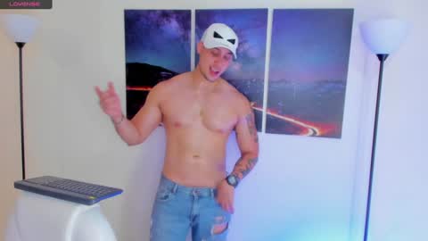 mattsaill_ online show from 4, 12, 2024
