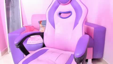 call me mommy online show from 10, 9, 2025