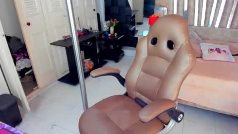 Snapshot of mature_tenderxx chatting on 19, 5, 2026 Sexy Hot Mature Sophy online show from 19, 5, 2026