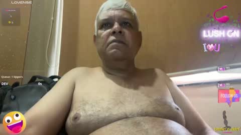 Snapshot of maturedman_44 chatting on 27, 9, 2025 DEV online show from 27, 9, 2025