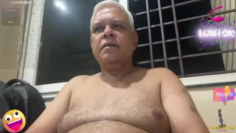 Snapshot of maturedman_44 chatting on 29, 9, 2025 DEV online show from 29, 9, 2025