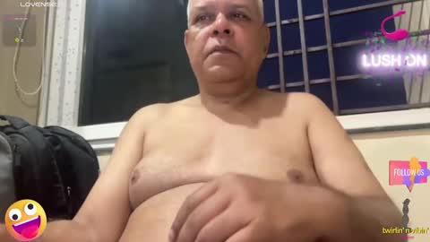 Snapshot of maturedman_44 chatting on 28, 10, 2025 DEV online show from 28, 10, 2025