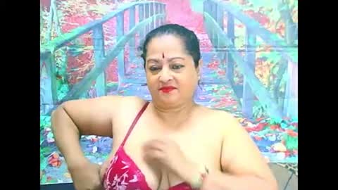 Snapshot of matureindian4u65 chatting on 10, 9, 2025 matureindian4u65 online show from 10, 9, 2025