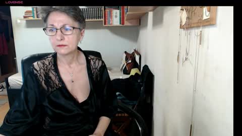 maturekate online show from 20, 10, 2025