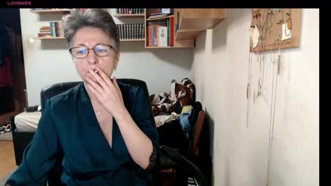 maturekate online show from 23, 10, 2025