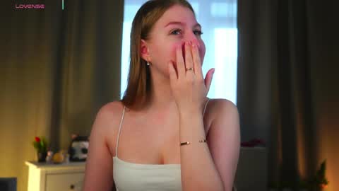 maureencoombs online show from 4, 4, 2026