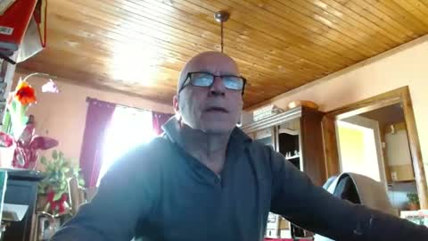 Maurice online show from 25, 12, 2024