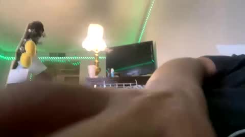 Snapshot of maurijuanaaz chatting on 11, 9, 2025 maurijuanaaz online show from 11, 9, 2025