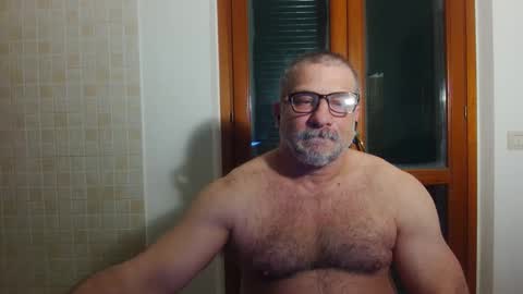 Snapshot of mauro1971 chatting on 15, 4, 2026 mauro1971 online show from 15, 4, 2026