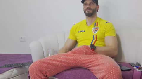 mauro_real_man online show from 3, 3, 2026