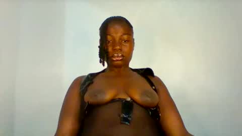 Maverlous pussy online show from 20, 2, 2026