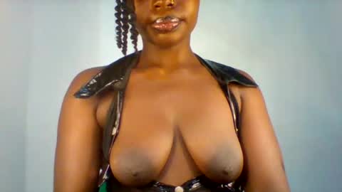 Maverlous pussy online show from 25, 2, 2026