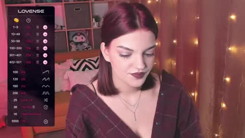 Snapshot of mavis_crystal chatting on 12, 12, 2024 Mavis online show from 12, 12, 2024
