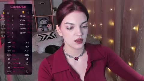 Snapshot of mavis_crystal chatting on 20, 12, 2024 Mavis online show from 20, 12, 2024