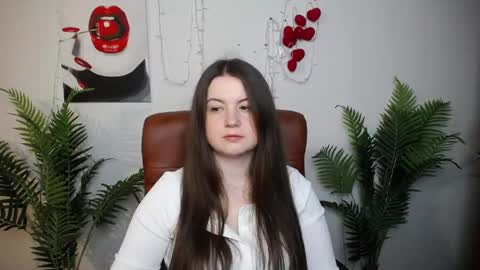 Snapshot of mavkacute chatting on 17, 5, 2026 MavkaCute online show from 17, 5, 2026
