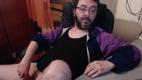 Snapshot of max818k chatting on 27, 12, 2024 Max online show from 27, 12, 2024