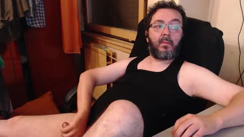 Snapshot of max818k chatting on 27, 9, 2025 Max online show from 27, 9, 2025