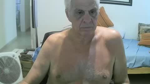 Snapshot of max_2017 chatting on 26, 1, 2025 max_2017 online show from 26, 1, 2025