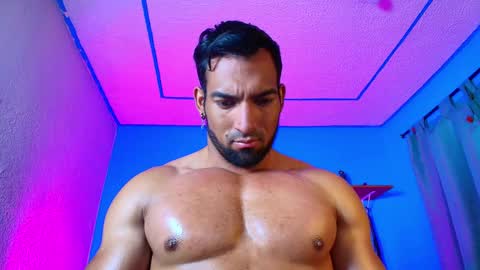 max_brown21 online show from 31, 1, 2025