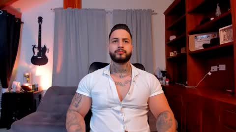 Snapshot of max_dic1 chatting on 19, 1, 2025 max D. online show from 19, 1, 2025