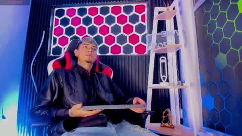 Max online show from 15, 3, 2026