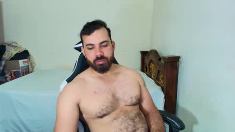 Snapshot of max_love25 chatting on 20, 10, 2025 max_love25 online show from 20, 10, 2025