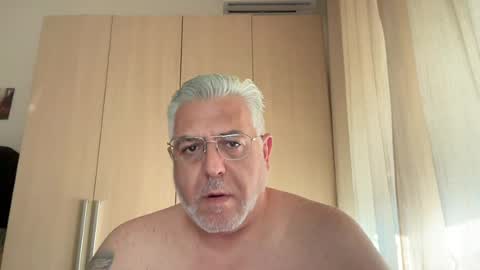 maxbillo online show from 12, 7, 2026