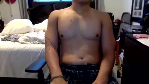 Snapshot of maxblairwood chatting on 8, 7, 2026 maxblairwood online show from 8, 7, 2026