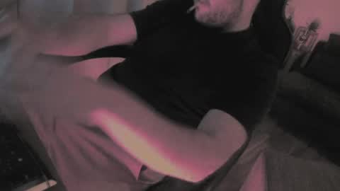 Snapshot of maxcamlove chatting on 15, 4, 2026 maxcamlove online show from 15, 4, 2026