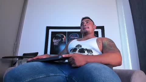 Maxcarther online show from 1, 6, 2026