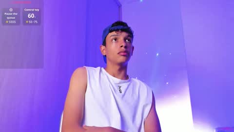 Snapshot of maxfrost1 chatting on 25, 3, 2026 Max online show from 25, 3, 2026