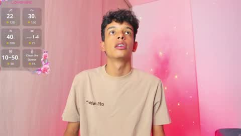 Snapshot of maxfrost1 chatting on 4, 4, 2026 Max online show from 4, 4, 2026