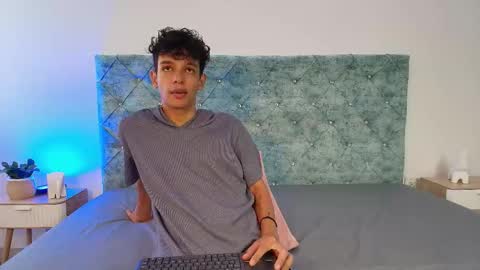 M A X F R O S T   online show from 22, 12, 2025