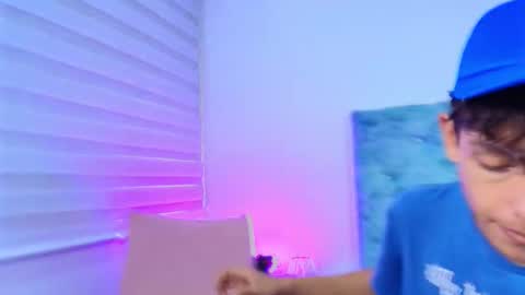 M A X F R O S T   online show from 5, 2, 2026