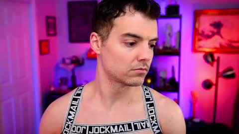 Max Hughes online show from 8, 11, 2025