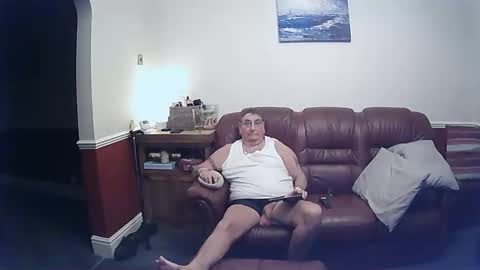 MAX online show from 10, 3, 2025